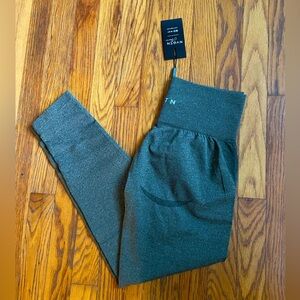 NVGTN Contour Seamless Leggings Size L